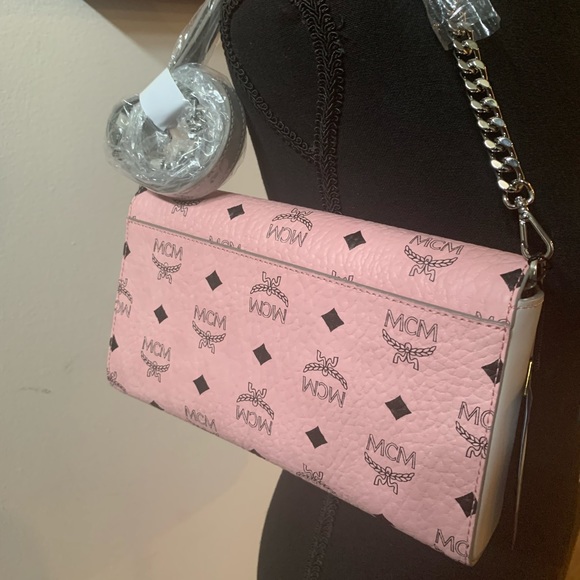 👛SOLD👛GORGEOUS MCM Soft Pink Visetos MILLIE Purse~NWT - Picture 3 of 15